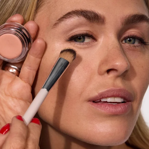 CELYVANE Classic The Detail Blending Brush